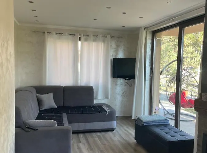 Apartman Una Apartament